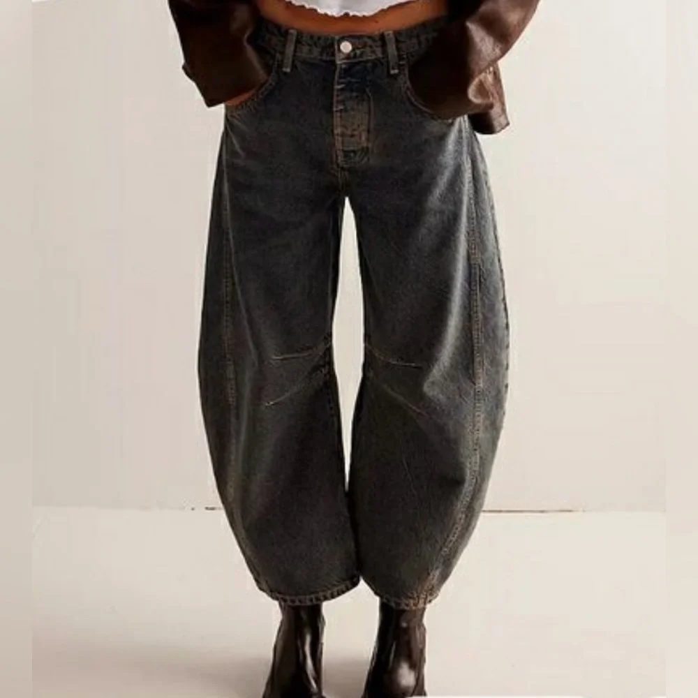 Free People Barrel Jeans - Picture 1 of 9
